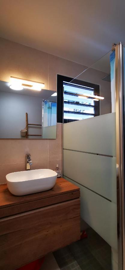 LE CENTRAL - Studio, Saint Leu Esterno foto